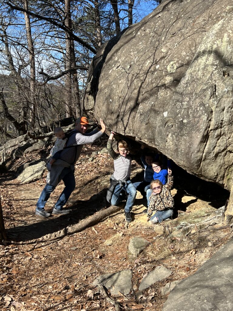 Rainbow Falls hike fun Chattanooga