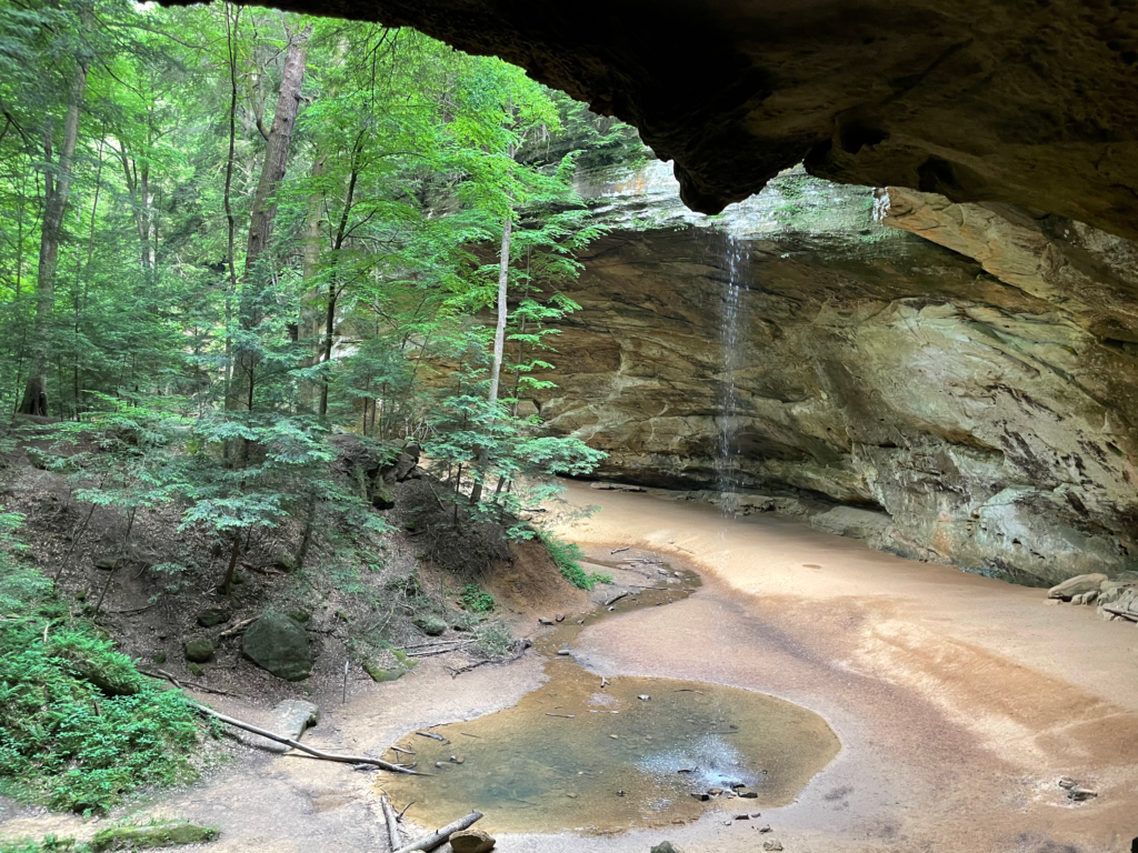 ash cave hocking hills ohio