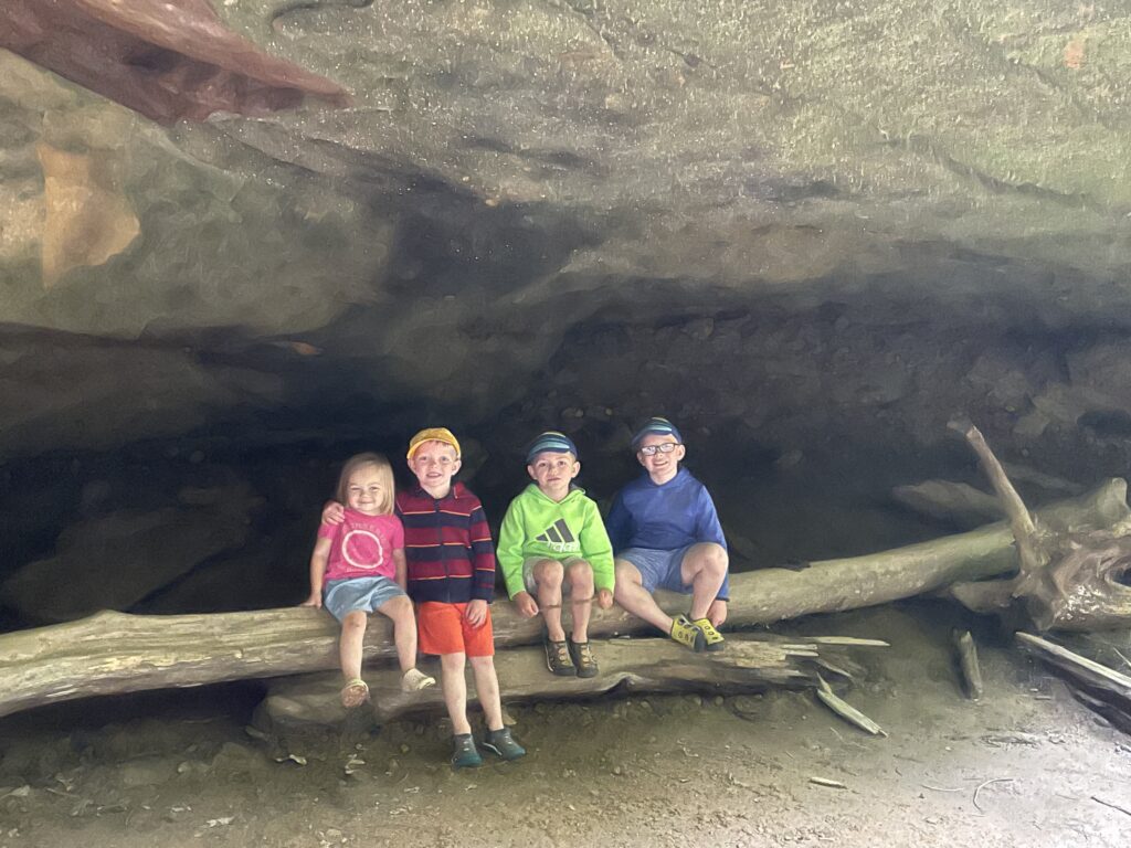 hocking hills ohio with kids cave adventure